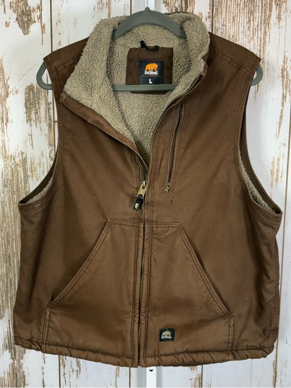 Berne Heartland Men's Brown Sherpa-Lined Workwear Duck Vest. Size Large